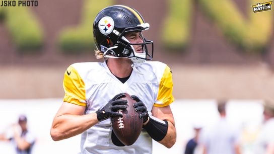 Steelers Legendary QB Terry Bradshaw Doubles Down On His Confidence In Kenny Pickett As A Starting Quarterback  (Steelers News)